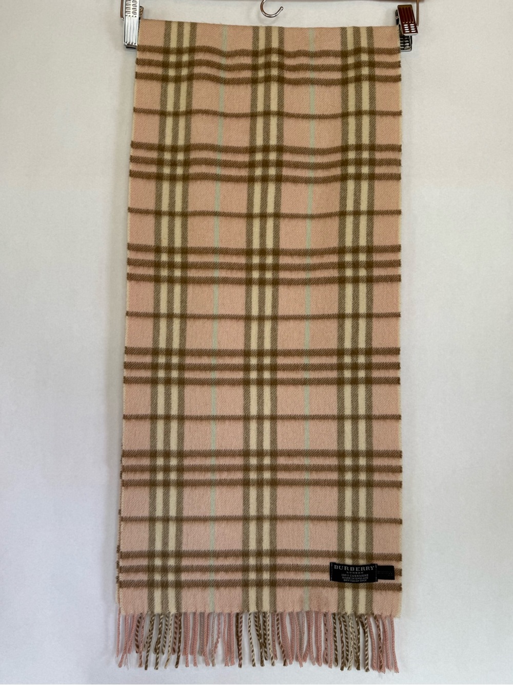 Burberry Pink Plaid cashmere Scarf with Fringe - Picture 4 of 6